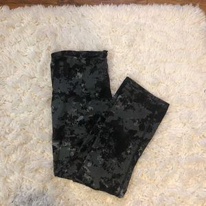 NWOT ( OFFERS!! ) Athletic Cropped Pants